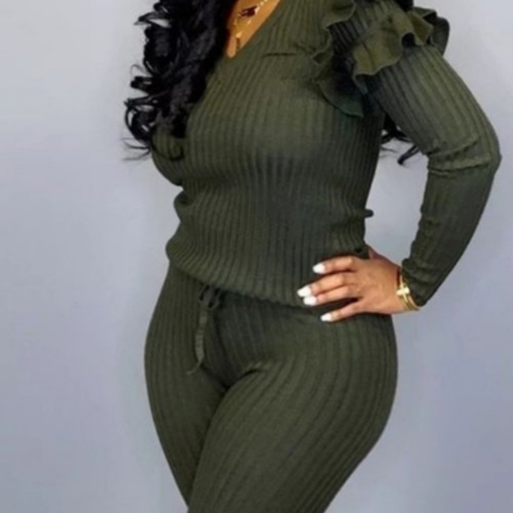 Two piece long ruffle long sleeve set